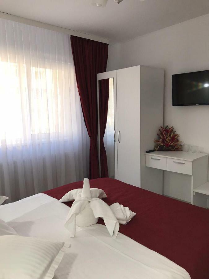 Apartament Mont Blanc Sinaia Zewnętrze zdjęcie