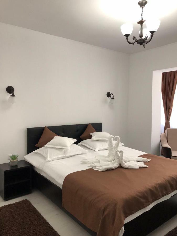 Apartament Mont Blanc Sinaia Zewnętrze zdjęcie